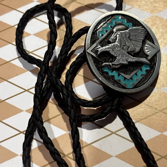 Dragon Design vintage style Bolo Tie with Turquoise Accent - Picture 8 of 12